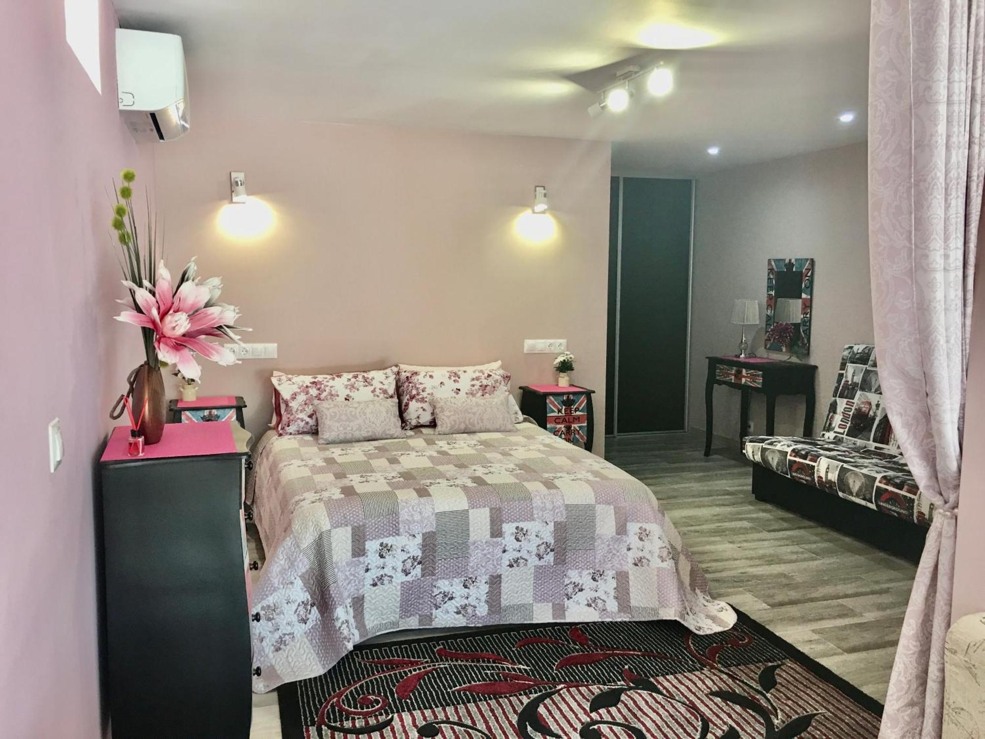 פואנגירולה Villa Paraisos מראה חיצוני תמונה